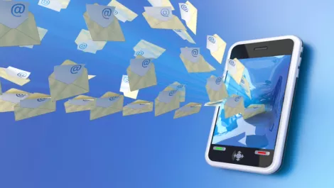 Telco's text-bomb cancels TV ad