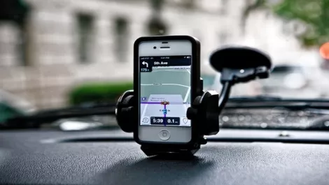 Google on the way to Waze deal