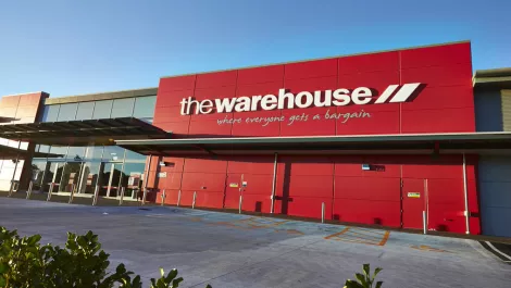 The Warehouse has 'absolutely no intention' of buying Orcon