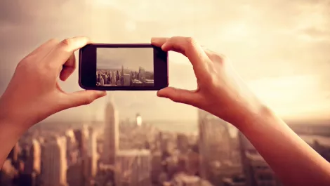 Instagram smashes 200 million user mark