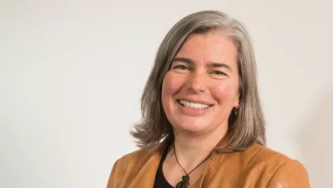 Surgical robots technologist Dr Catherine Mohr named 2014 Flying Kiwi