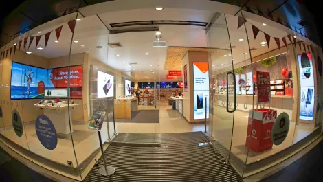 Signagelive goes platinum with Samsung
