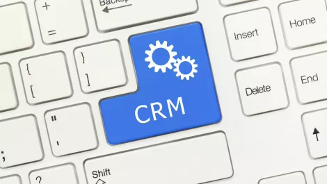 Salesforce continues to dominate growing CRM market