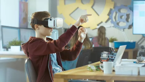 Kiwis are making big bucks with VR, $320 million to be precise
