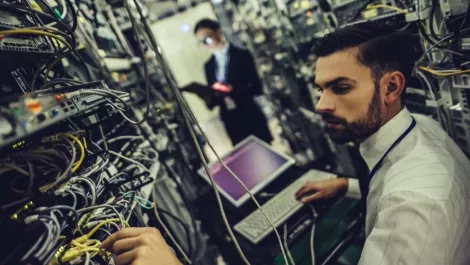 Fujitsu develops cloud operations technology for mission critical processes