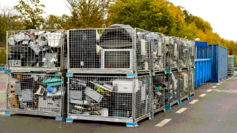 Microsoft says it's time to bin the on-prem data centre