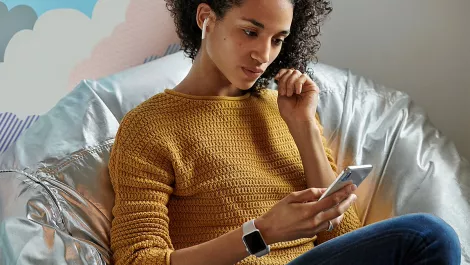 Hands-on Review: The AirPods 2 with wireless charging