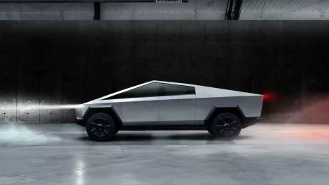 Tesla's Cybertruck shatters windows, share prices & expectations