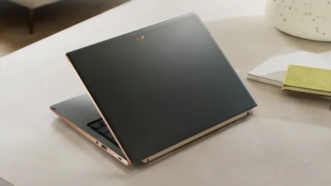 Hands-on Review: 12th Gen Acer Swift 5 laptop