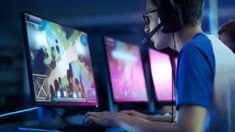 Starfield's unveils special edition drive and hub for Xbox